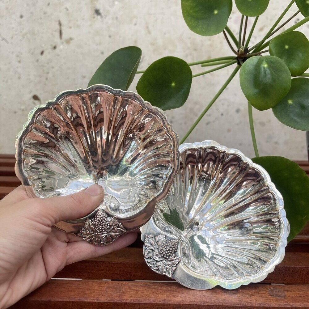 Set Of 2 Antique Silver Plate Shell Dishes King George Hallmark Footed Bowls